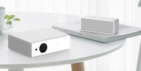 Inovel Yi Luowei ME2 Multimedia Projector